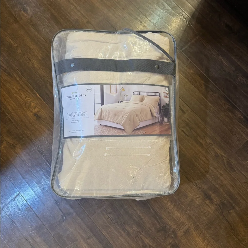 Threshold Beige Comforter Set